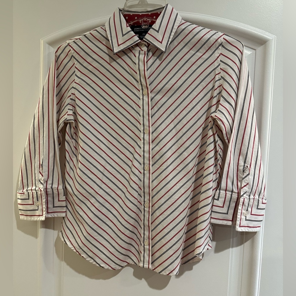 Jones New York Red White & Black Diagonal Striped Button Up Shirt Size Petite S